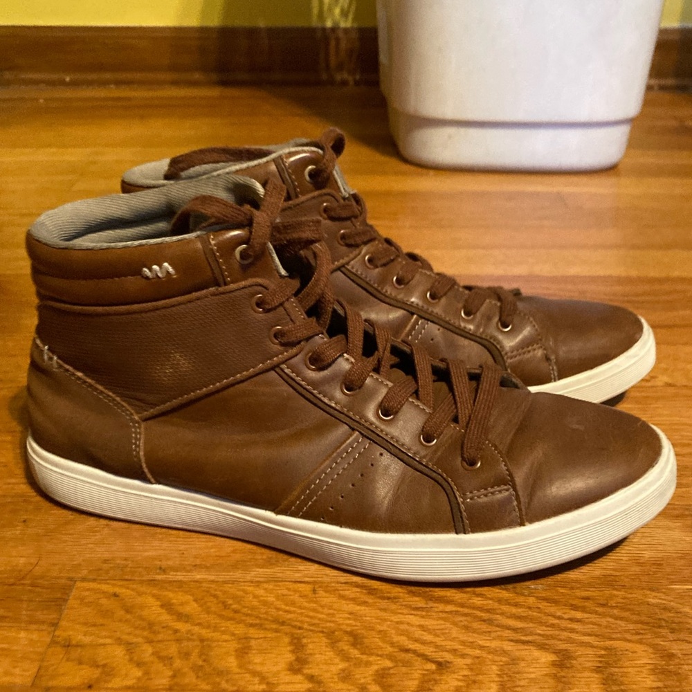men's brown high top shoes
